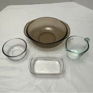 Set of Glass Mixing and Measuring Bowls